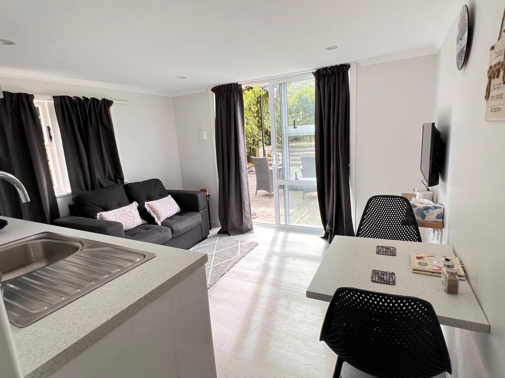 Hill View Abode Tawa Apartment Wellington Ngoại thất bức ảnh